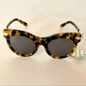 NWT karen walker tortoise shell cat eye sunglasses